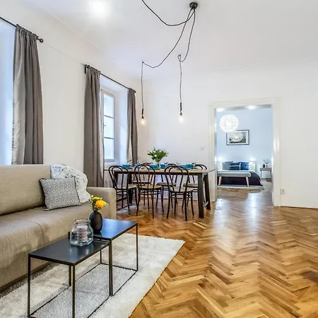 Old Town 2 Bdr Apartment, Free Coffee Prague Exterior photo