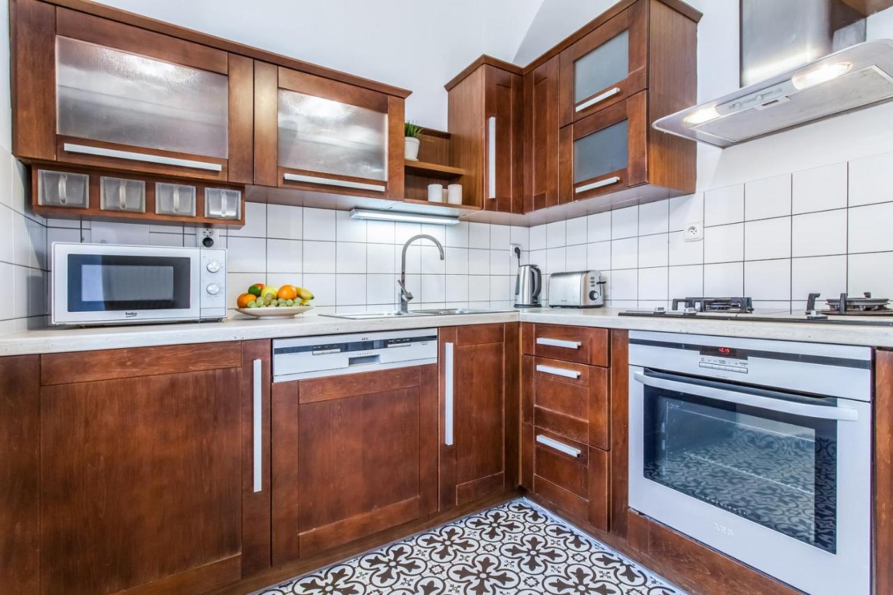 Old Town 2 Bdr Apartment, Free Coffee Appartamento