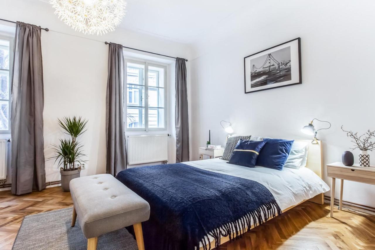 Old Town 2 Bdr Apartment, Free Coffee Прага